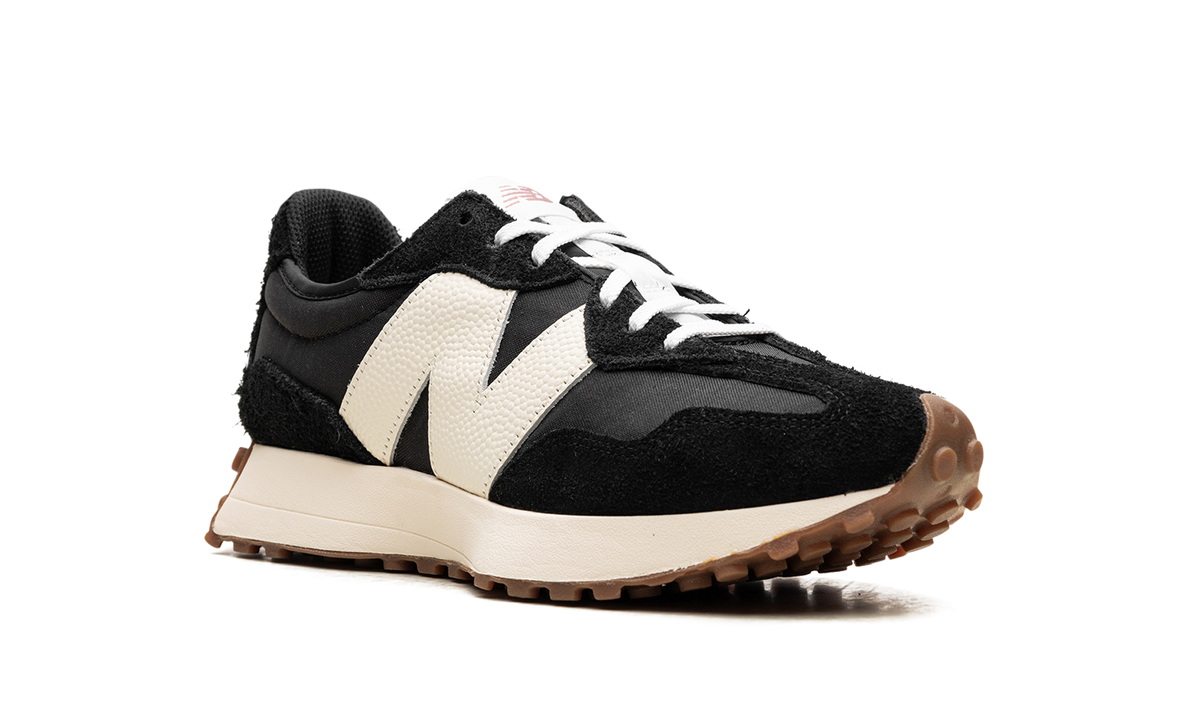 327 WMNS "Black White Gum" WS327BL