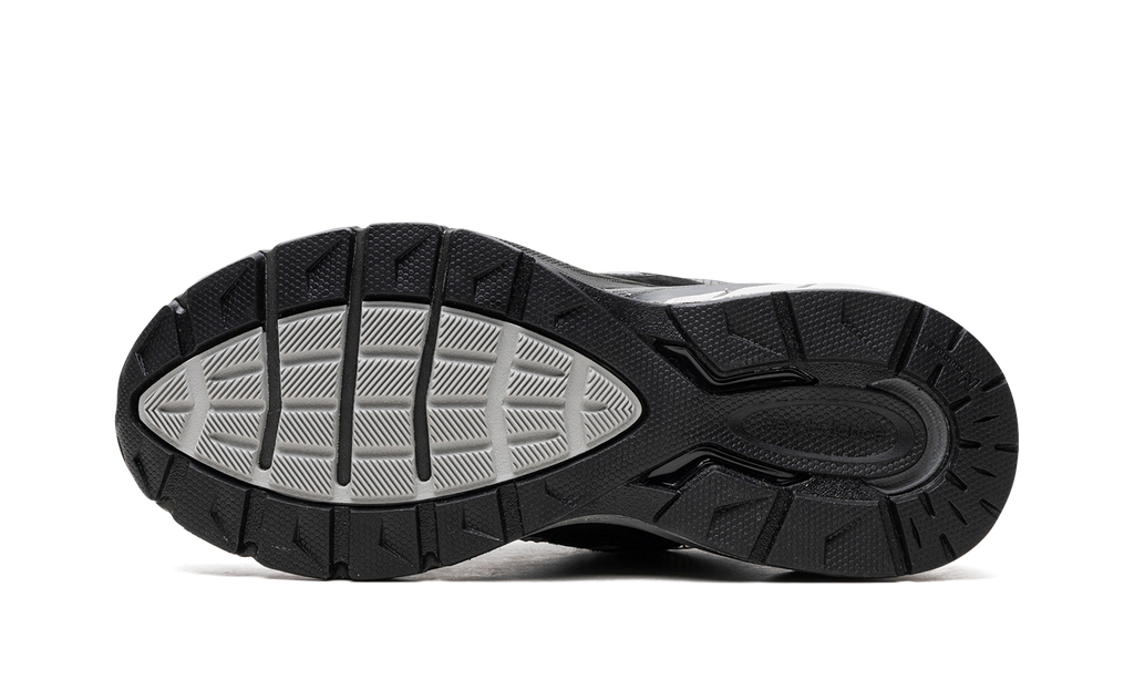 990v5 WMNS "Black / Silver" W990BK5